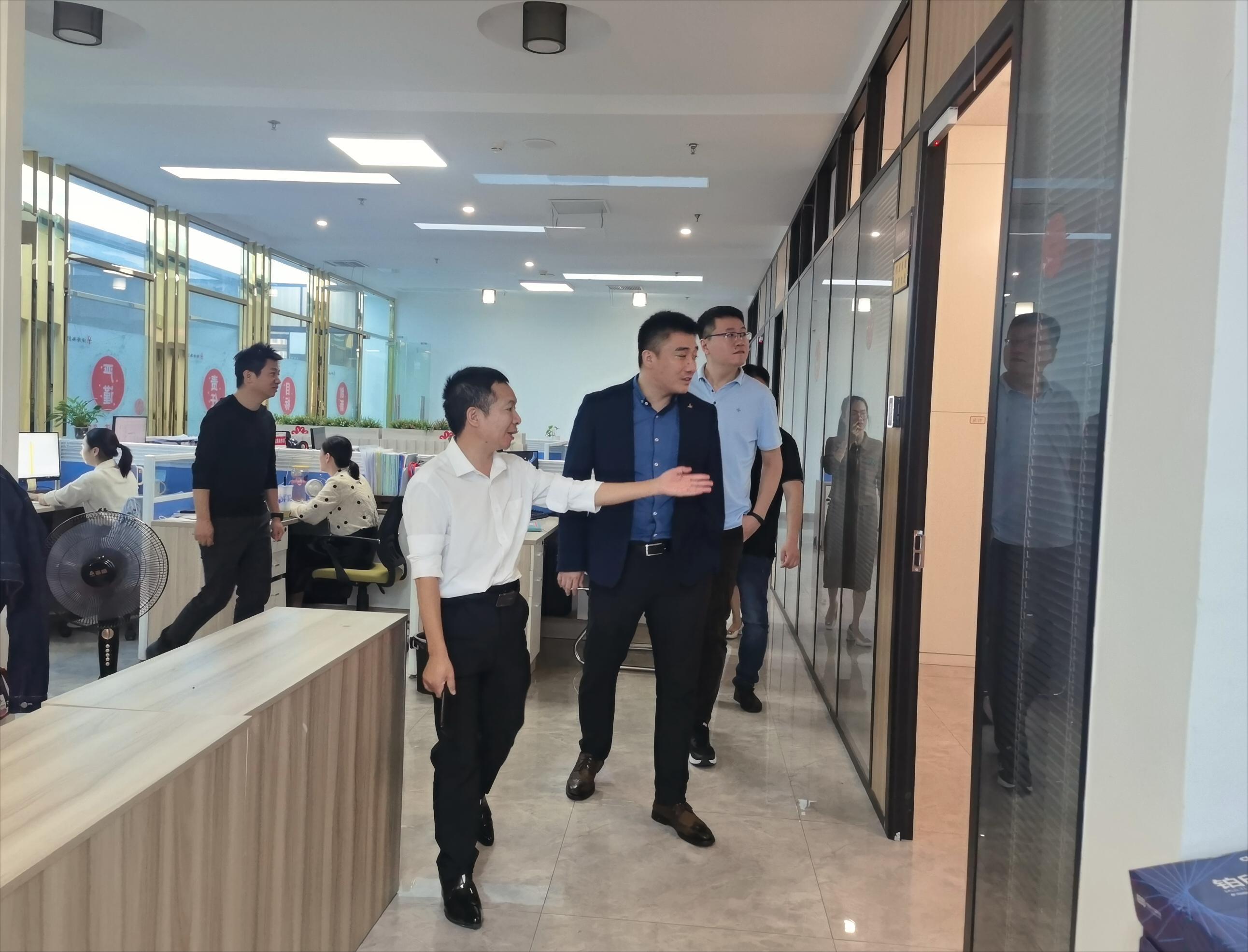 微信圖片_2022111717235313(1).jpg
